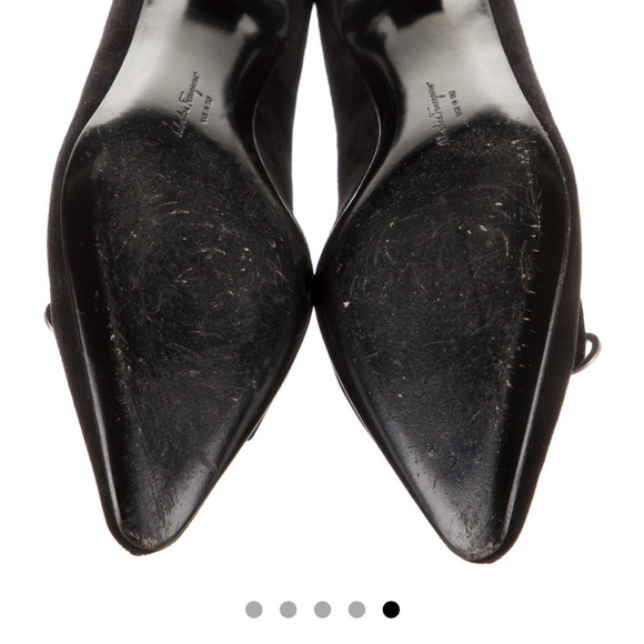 Salvatore Ferragamo black suede pumps - Picture 5 of 6